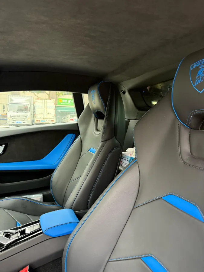 2020 Lamborghini Huracán 5.2L 611HP V10 7DCT,autocango,china used car exporter,china ev exporter,chinese used car exporter,chinese used ev exporter