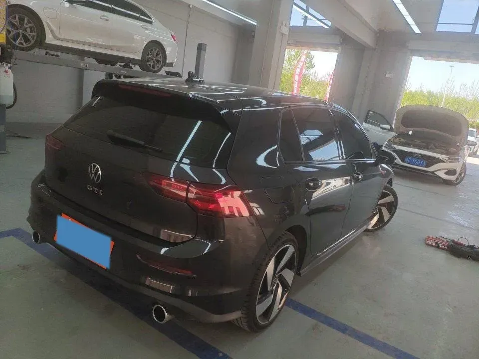 2023 Volkswagen GolfGTI 2.0T 220HP L4 7DCT,autocango,china used car exporter,china ev exporter,chinese used car exporter,chinese used ev exporter