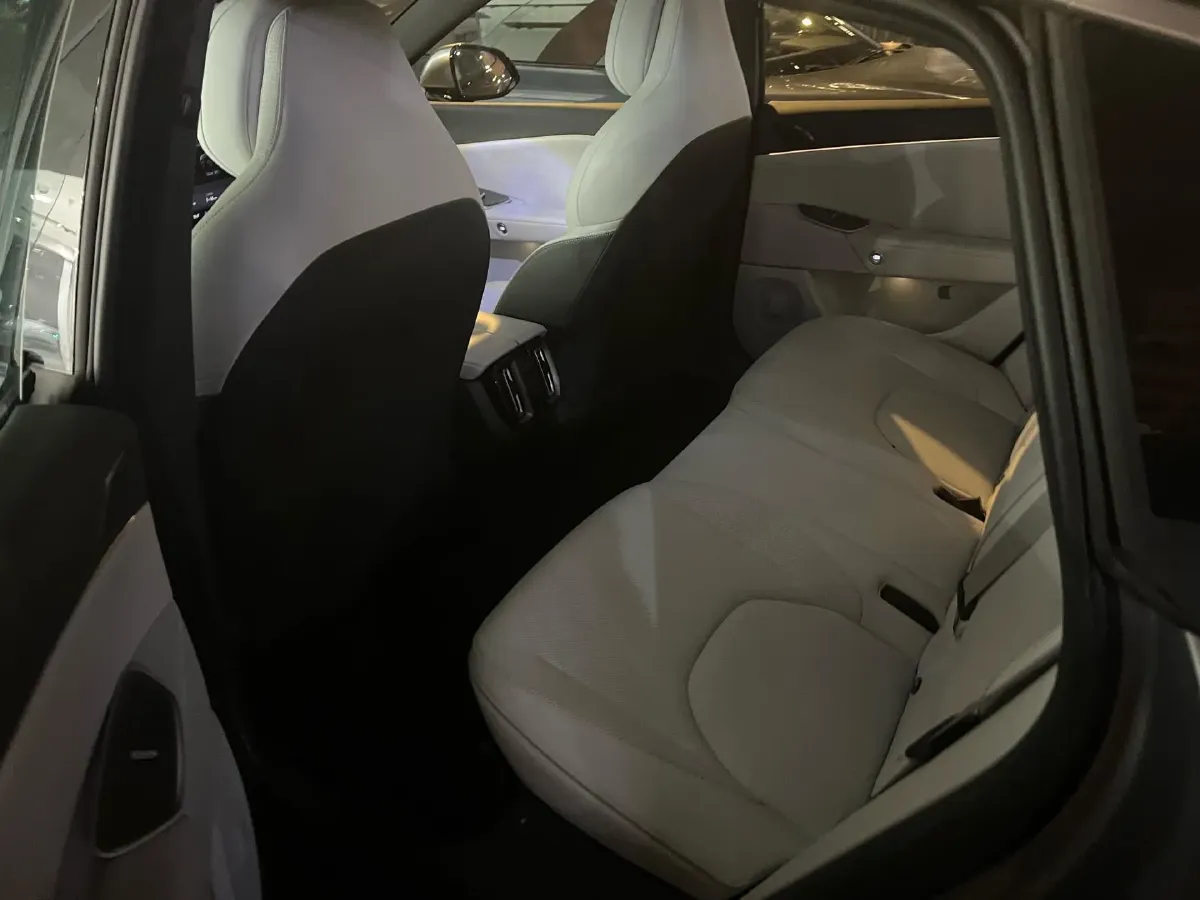 2025 ARCFOX αS5 BEV,autocango,china used car exporter,china ev exporter,chinese used car exporter,chinese used ev exporter