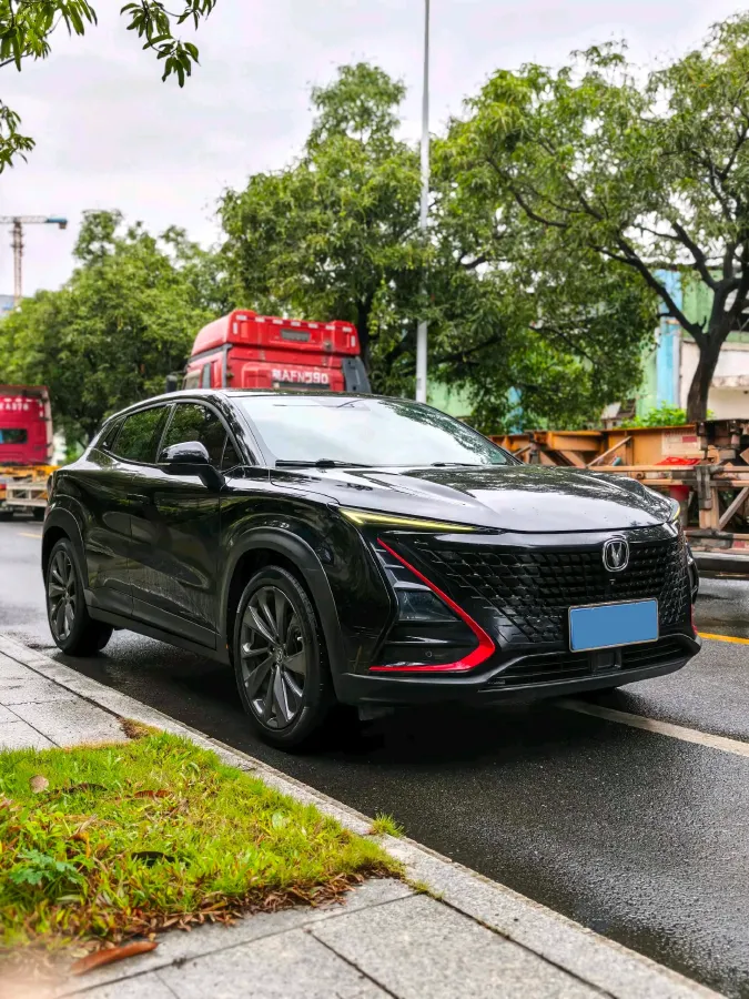 2020 ChangAn UNI-T 1.5T 180HP L4 7DCT,autocango,china used car exporter,china ev exporter,chinese used car exporter,chinese used ev exporter