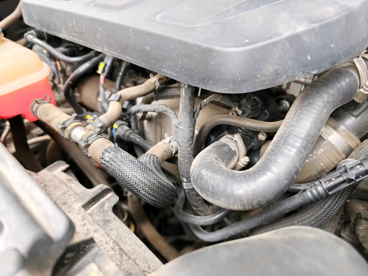 2020 ChangAn UNI-T 1.5T 180HP L4 7DCT,autocango,china used car exporter,china ev exporter,chinese used car exporter,chinese used ev exporter