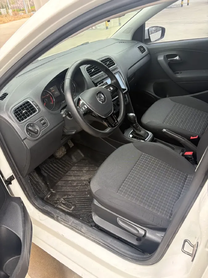 2016 Volkswagen Polo 1.6L 110HP L4 6AT,autocango,china used car exporter,china ev exporter,chinese used car exporter,chinese used ev exporter