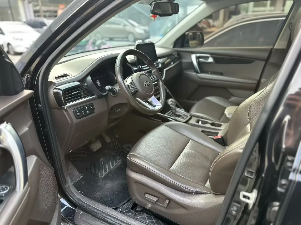 2018 Kia Sportage R 2.0L 160HP L4 6AT,autocango,china used car exporter,china ev exporter,chinese used car exporter,chinese used ev exporter