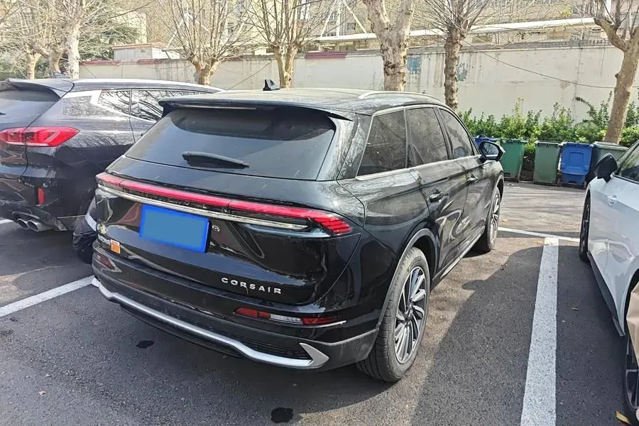 2023 Lincoln Corsair 2.0T 261HP L4 8AT,autocango,china used car exporter,china ev exporter,chinese used car exporter,chinese used ev exporter