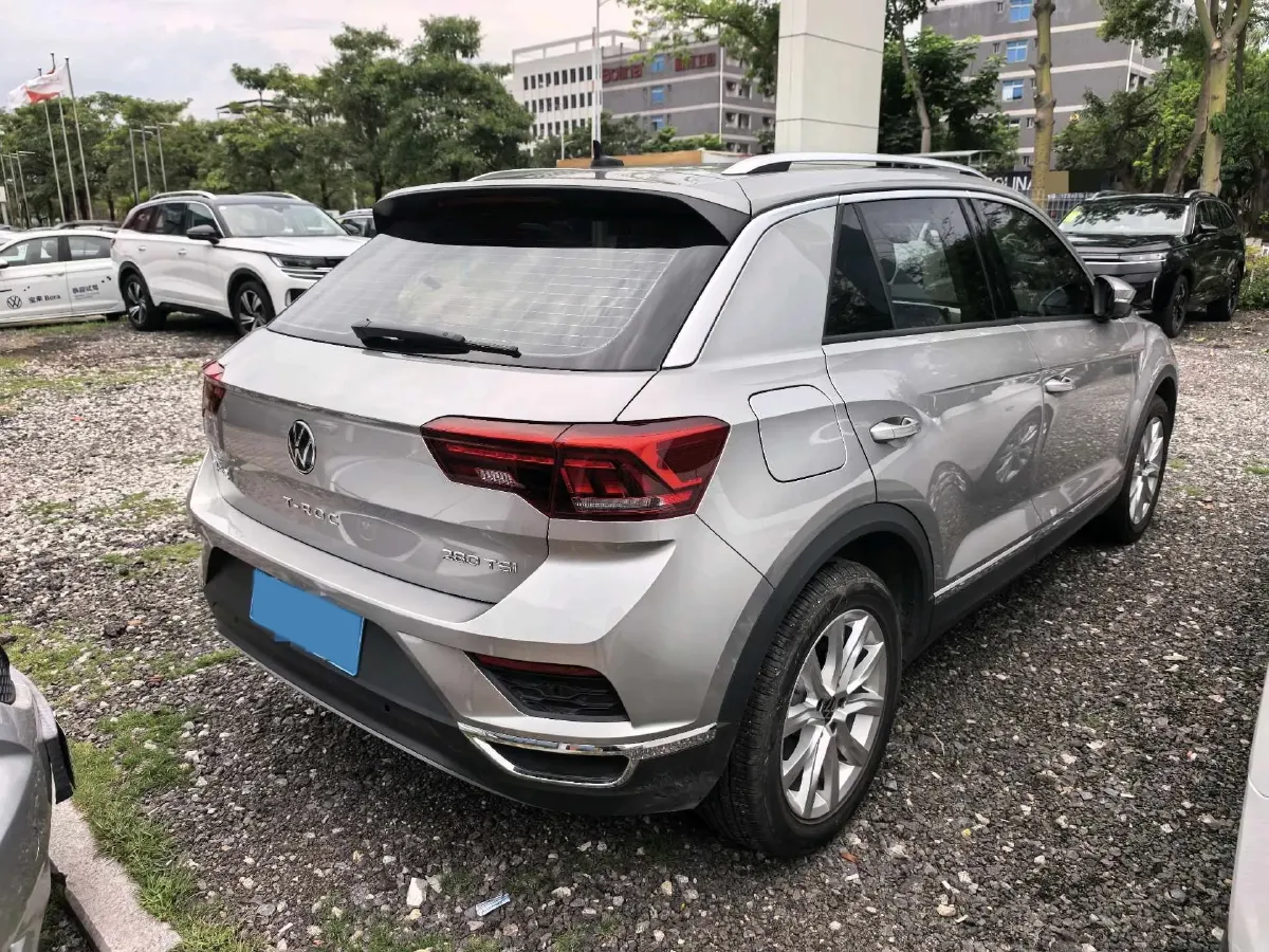 2022 Volkswagen T-Roc 1.4T 150HP L4 7DCT,autocango,china used car exporter,china ev exporter,chinese used car exporter,chinese used ev exporter
