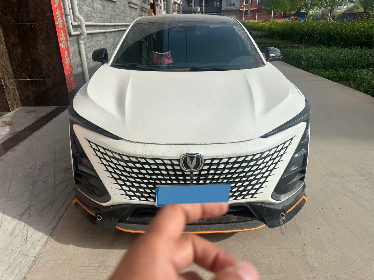 2022 ChangAn UNI-T 1.5T 188HP L4 7DCT,autocango,china used car exporter,china ev exporter,chinese used car exporter,chinese used ev exporter