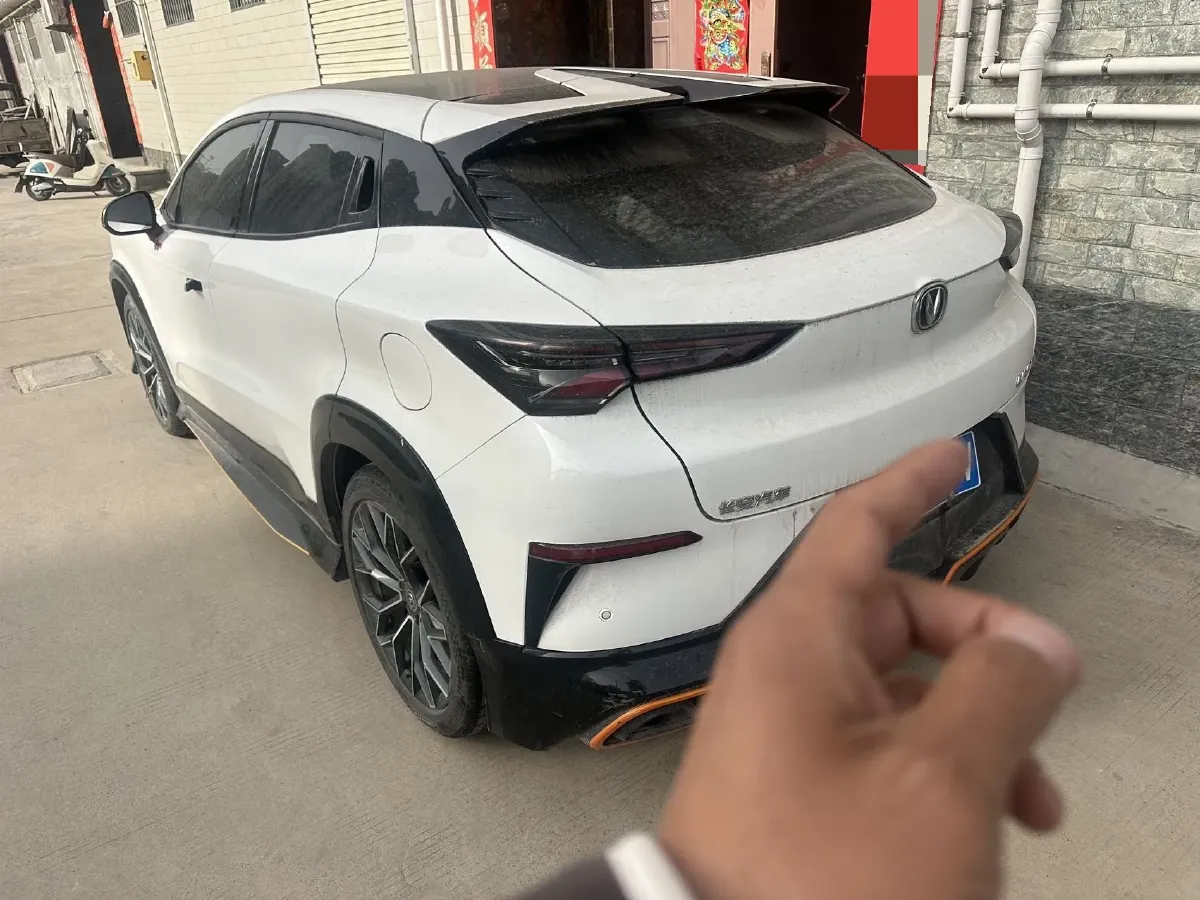 2022 ChangAn UNI-T 1.5T 188HP L4 7DCT,autocango,china used car exporter,china ev exporter,chinese used car exporter,chinese used ev exporter