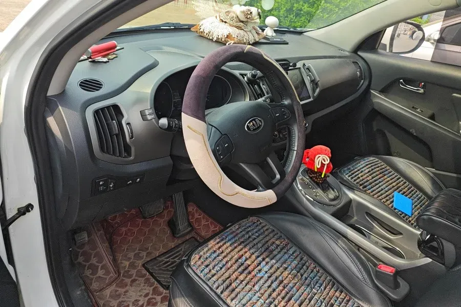 2016 Kia Sportage R 2.0L 165HP L4 6AT,autocango,china used car exporter,china ev exporter,chinese used car exporter,chinese used ev exporter