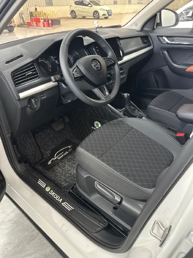 2020 Skoda Kamiq 1.5L 112HP L4 6AT,autocango,china used car exporter,china ev exporter,chinese used car exporter,chinese used ev exporter