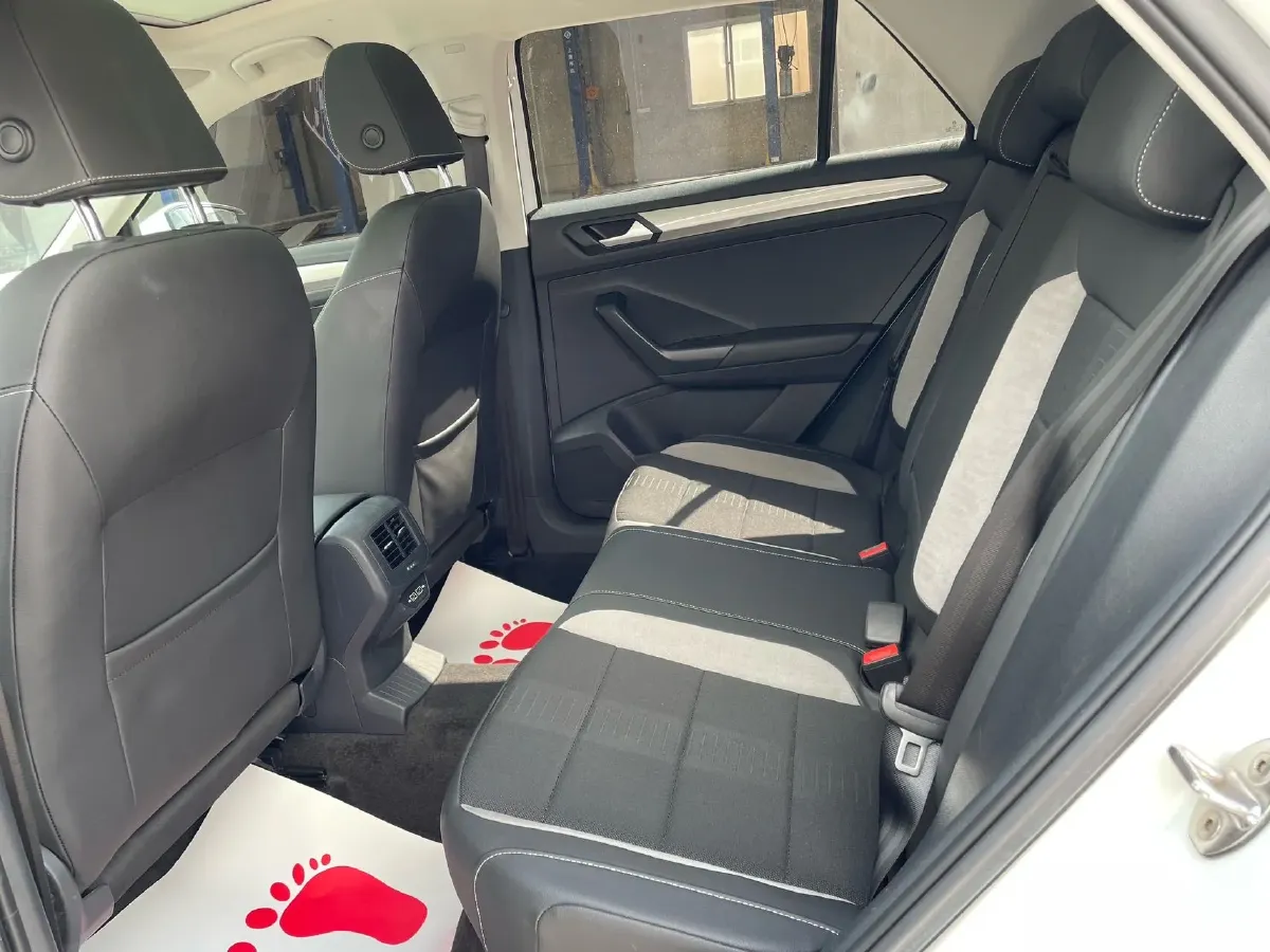 2019 Volkswagen T-Roc 1.4T 150HP L4 7DCT,autocango,china used car exporter,china ev exporter,chinese used car exporter,chinese used ev exporter