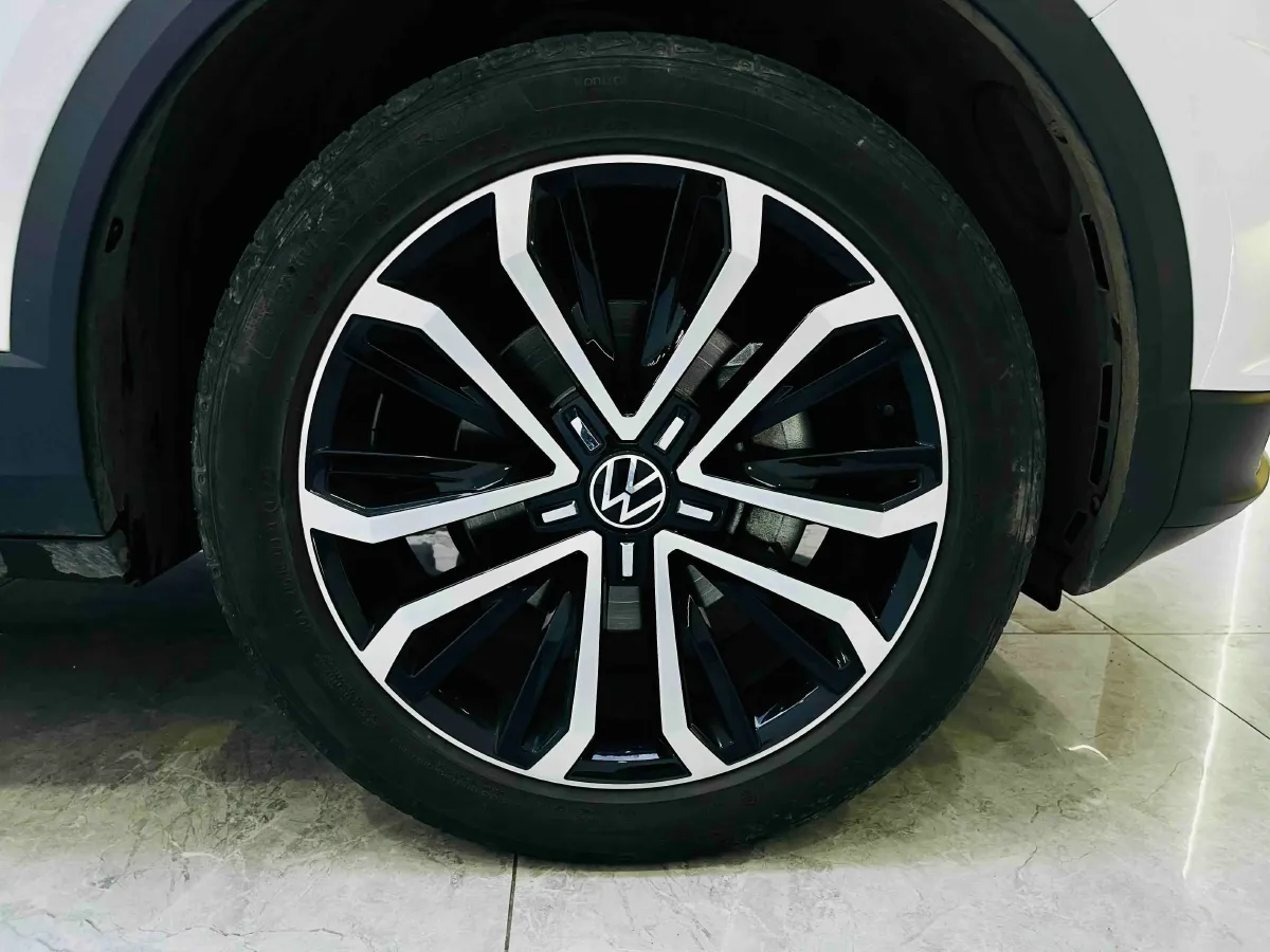 2022 Volkswagen T-Roc 1.4T 150HP L4 7DCT,autocango,china used car exporter,china ev exporter,chinese used car exporter,chinese used ev exporter