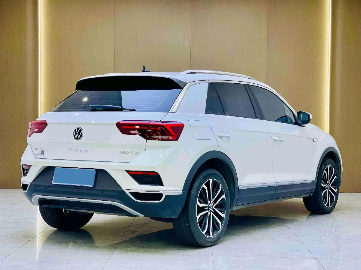 2022 Volkswagen T-Roc 1.4T 150HP L4 7DCT,autocango,china used car exporter,china ev exporter,chinese used car exporter,chinese used ev exporter