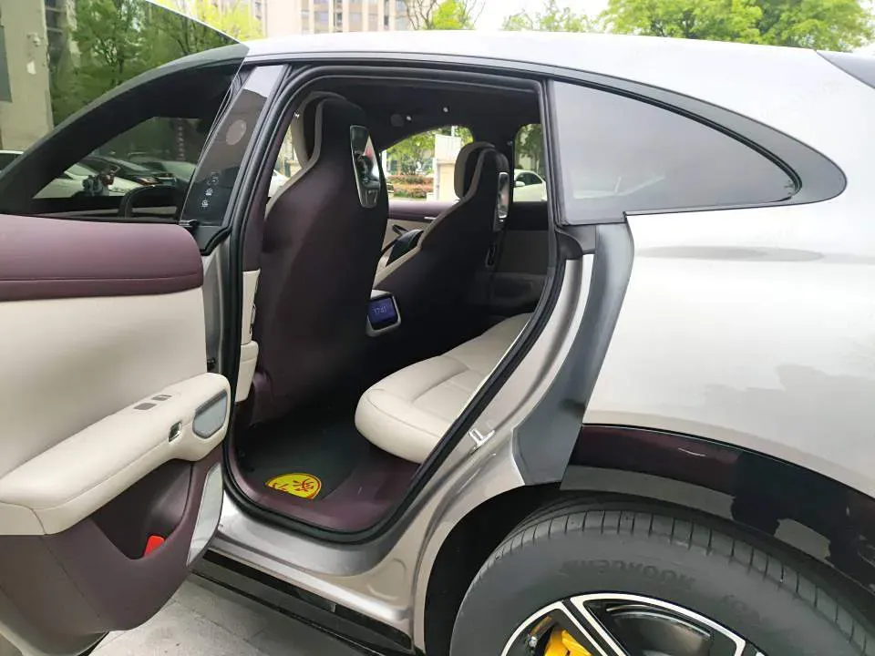 2025 MI YU7 BEV,autocango,china used car exporter,china ev exporter,chinese used car exporter,chinese used ev exporter