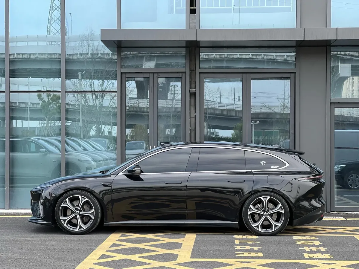 2023 NIO ET5T BEV 75KWH,autocango,china used car exporter,china ev exporter,chinese used car exporter,chinese used ev exporter