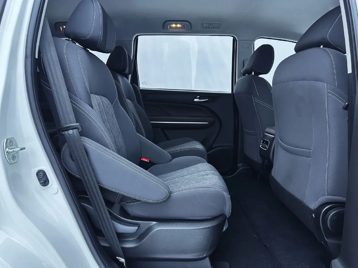 2021 GAC Trumpchi M6 1.5T 169HP L4 7DCT,autocango,china used car exporter,china ev exporter,chinese used car exporter,chinese used ev exporter