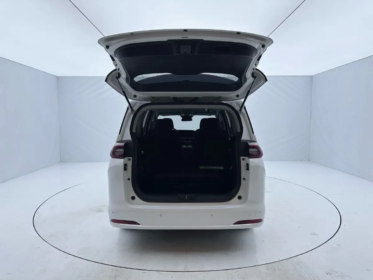 2021 GAC Trumpchi M6 1.5T 169HP L4 7DCT,autocango,china used car exporter,china ev exporter,chinese used car exporter,chinese used ev exporter