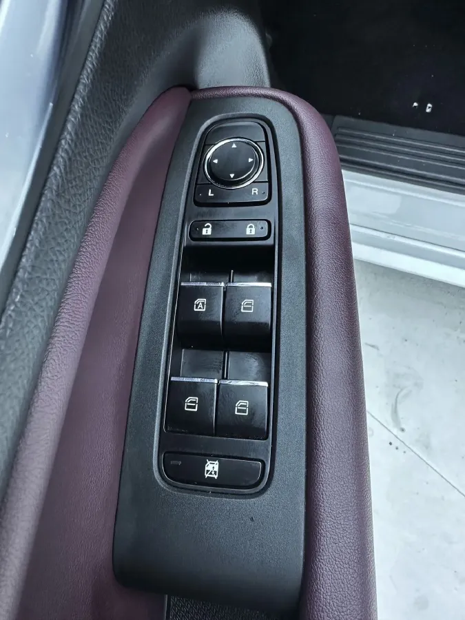 2021 GAC Trumpchi M6 1.5T 169HP L4 7DCT,autocango,china used car exporter,china ev exporter,chinese used car exporter,chinese used ev exporter