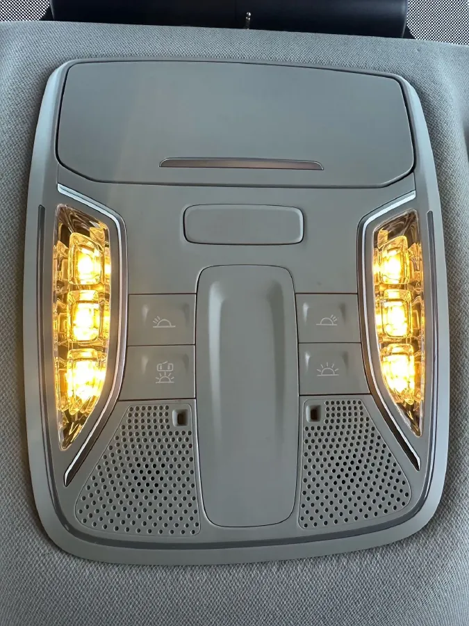 2021 GAC Trumpchi M6 1.5T 169HP L4 7DCT,autocango,china used car exporter,china ev exporter,chinese used car exporter,chinese used ev exporter