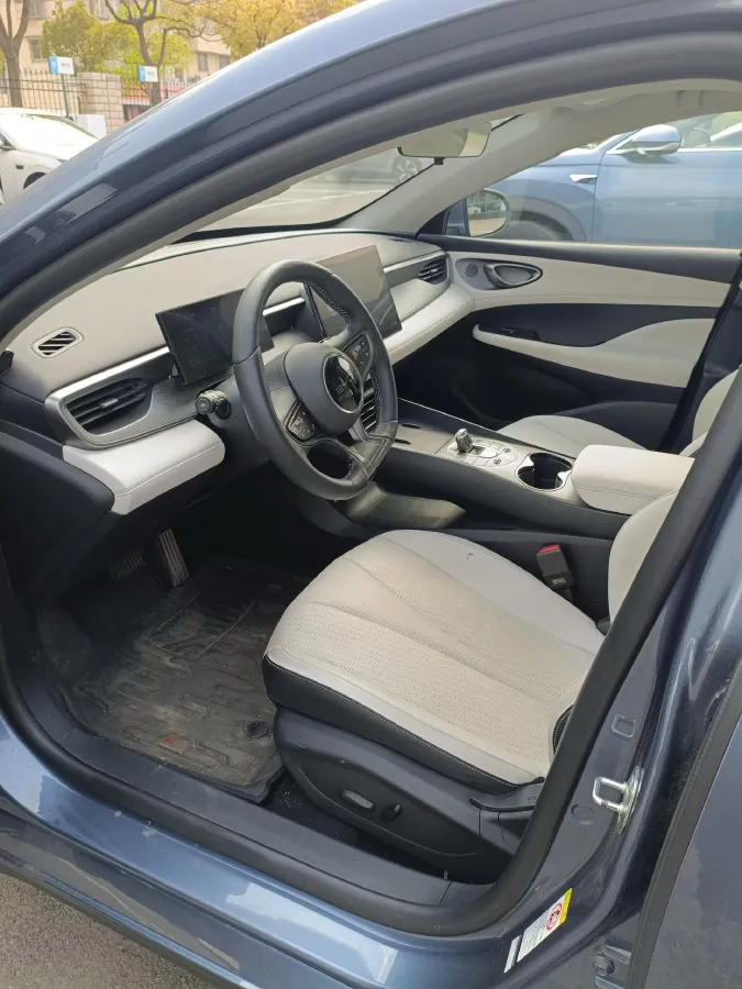 2025 BYD Seal05 DM-i 1.5L 101HP L4 E-CVT PHEV 15.87KWH,autocango,china used car exporter,china ev exporter,chinese used car exporter,chinese used ev exporter