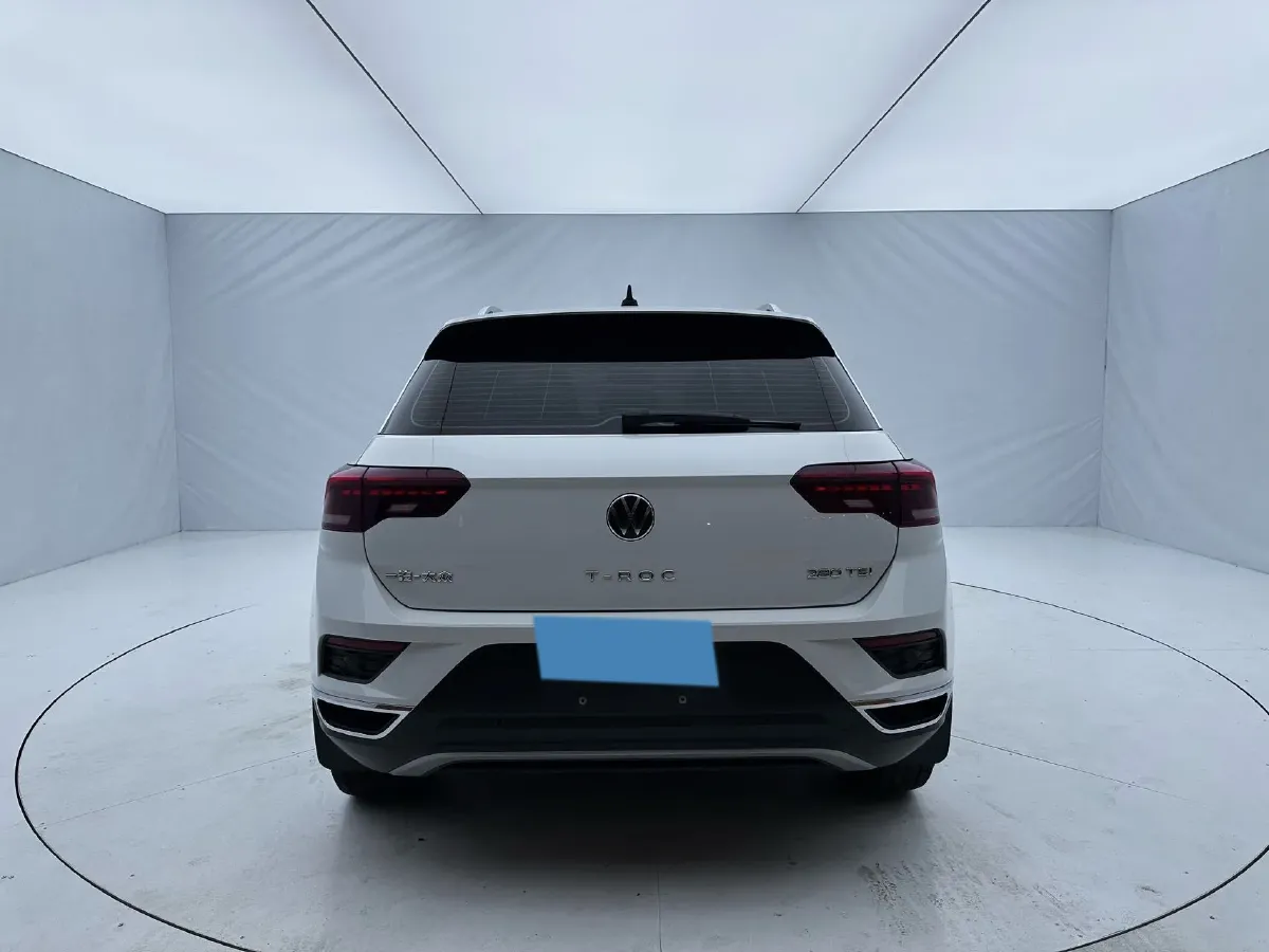 2022 Volkswagen T-Roc 1.4T 150HP L4 7DCT,autocango,china used car exporter,china ev exporter,chinese used car exporter,chinese used ev exporter