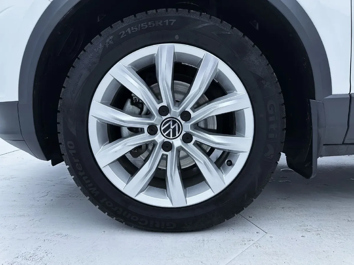 2022 Volkswagen T-Roc 1.4T 150HP L4 7DCT,autocango,china used car exporter,china ev exporter,chinese used car exporter,chinese used ev exporter