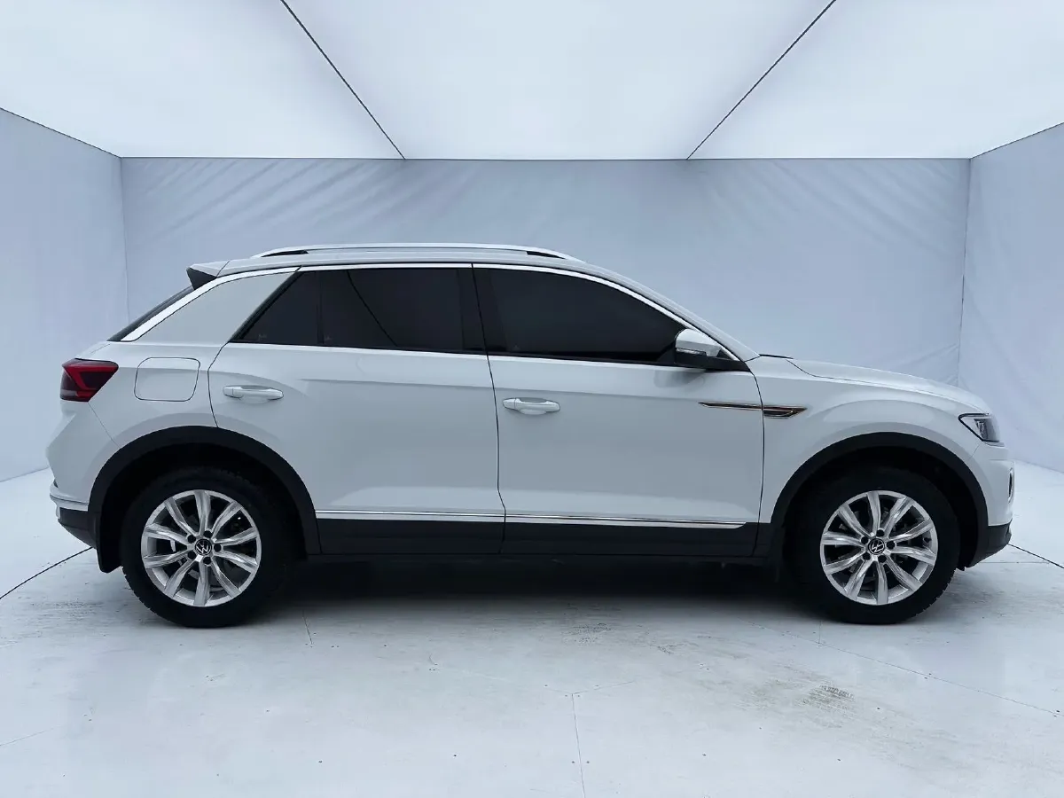 2022 Volkswagen T-Roc 1.4T 150HP L4 7DCT,autocango,china used car exporter,china ev exporter,chinese used car exporter,chinese used ev exporter