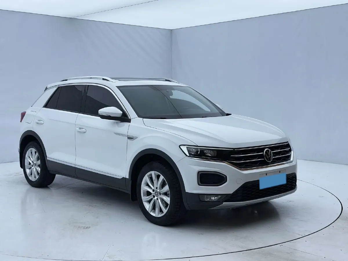 2022 Volkswagen T-Roc 1.4T 150HP L4 7DCT,autocango,china used car exporter,china ev exporter,chinese used car exporter,chinese used ev exporter