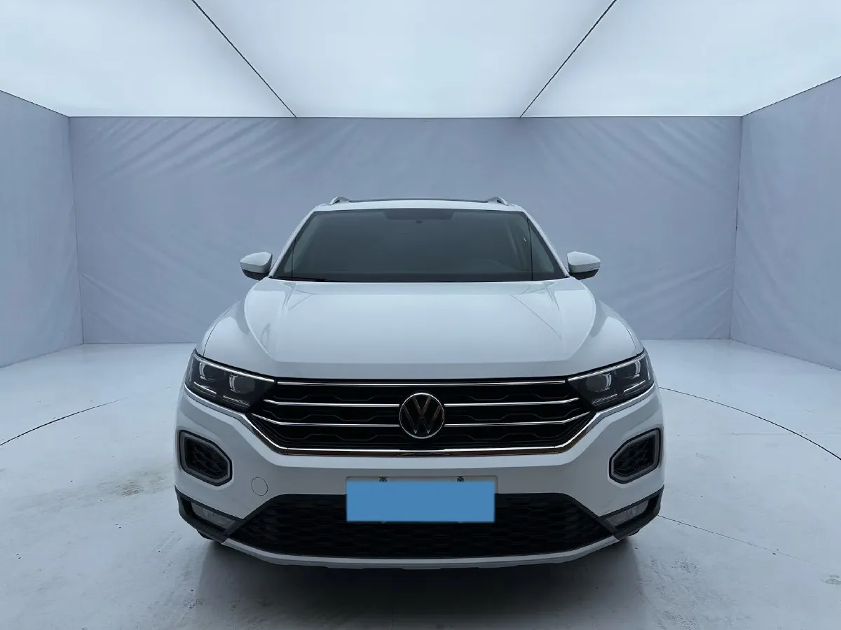 2022 Volkswagen T-Roc 1.4T 150HP L4 7DCT,autocango,china used car exporter,china ev exporter,chinese used car exporter,chinese used ev exporter