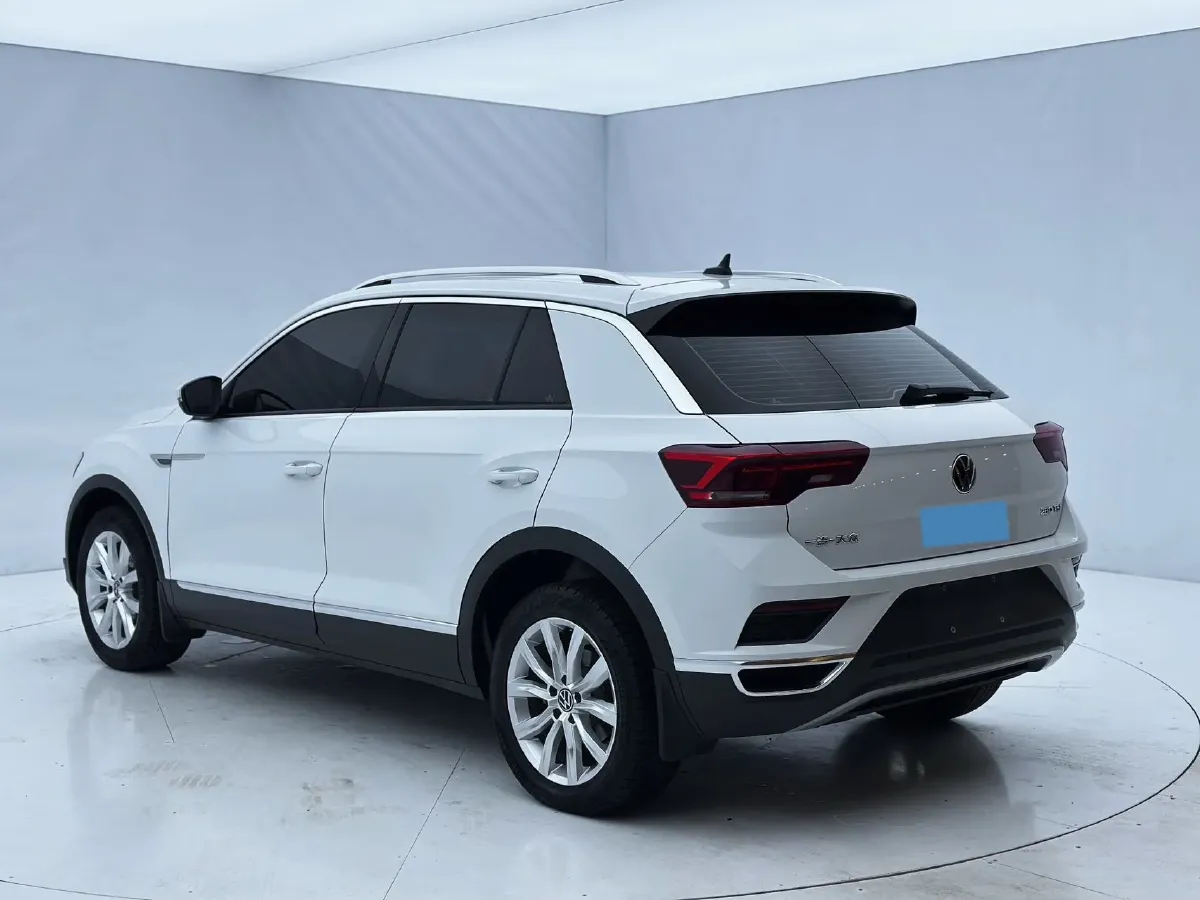 2022 Volkswagen T-Roc 1.4T 150HP L4 7DCT,autocango,china used car exporter,china ev exporter,chinese used car exporter,chinese used ev exporter