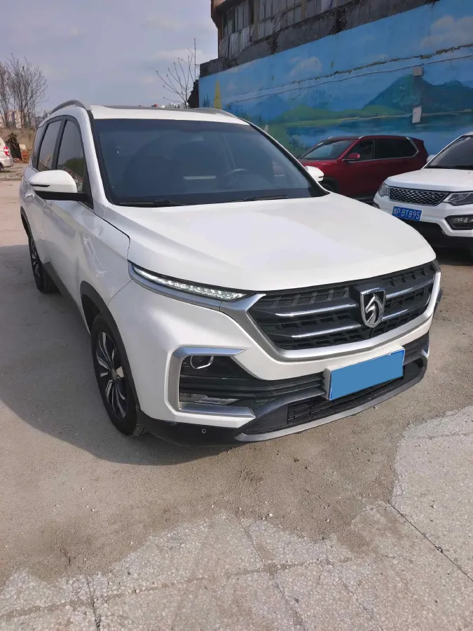 2019 BaoJun 530 1.5T 151HP L4 CVT,autocango,china used car exporter,china ev exporter,chinese used car exporter,chinese used ev exporter