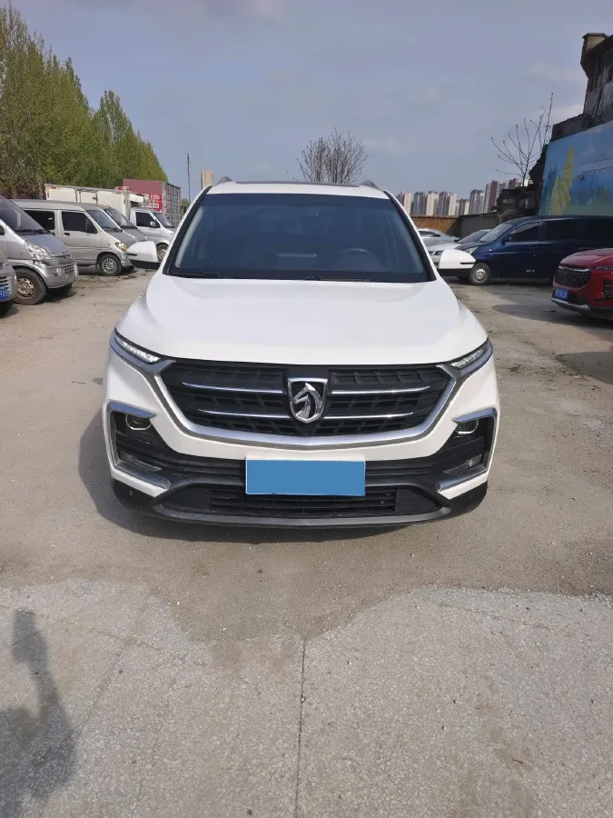 2019 BaoJun 530 1.5T 151HP L4 CVT,autocango,china used car exporter,china ev exporter,chinese used car exporter,chinese used ev exporter