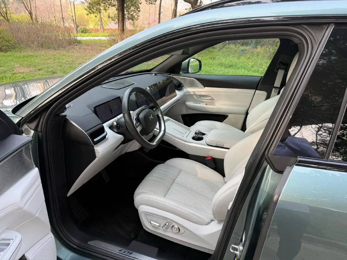 2024 Xpeng G9 BEV 98KWH,autocango,china used car exporter,china ev exporter,chinese used car exporter,chinese used ev exporter