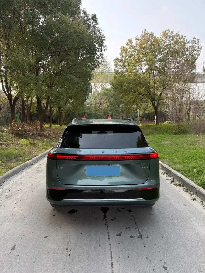 2024 Xpeng G9 BEV 98KWH,autocango,china used car exporter,china ev exporter,chinese used car exporter,chinese used ev exporter