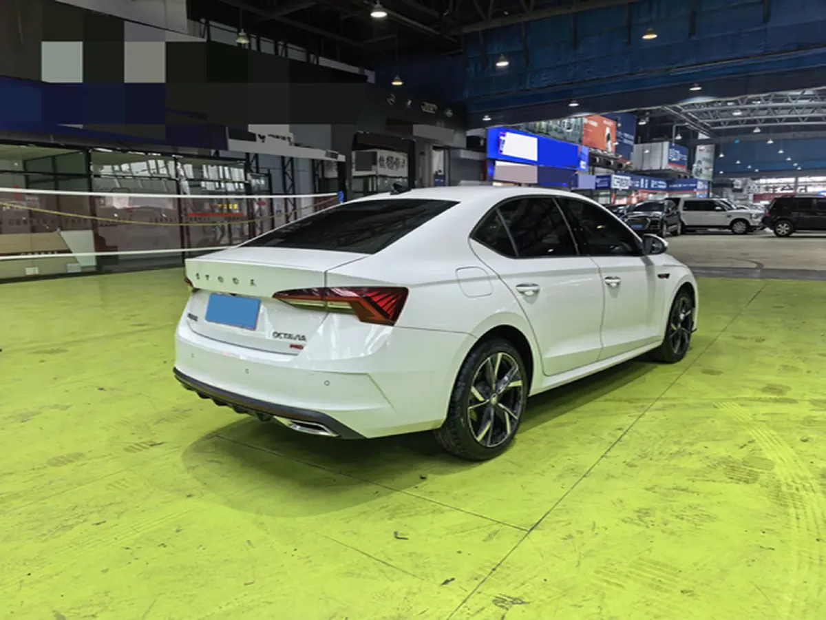 2021 Skoda Octavia 1.4T 150HP L4 7DCT,autocango,china used car exporter,china ev exporter,chinese used car exporter,chinese used ev exporter