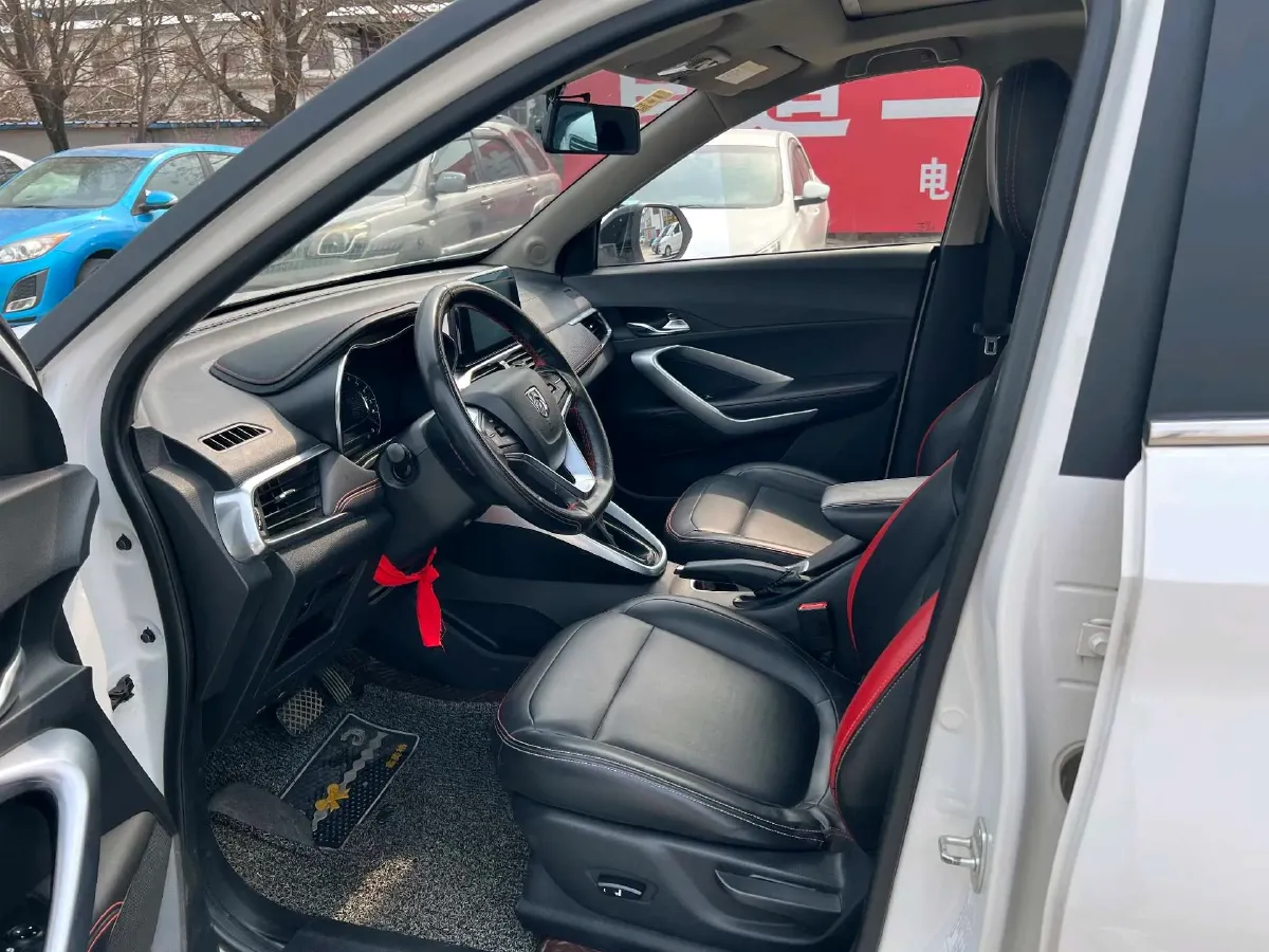 2019 Kia KX1 1.4L 100HP L4 6AT,autocango,china used car exporter,china ev exporter,chinese used car exporter,chinese used ev exporter