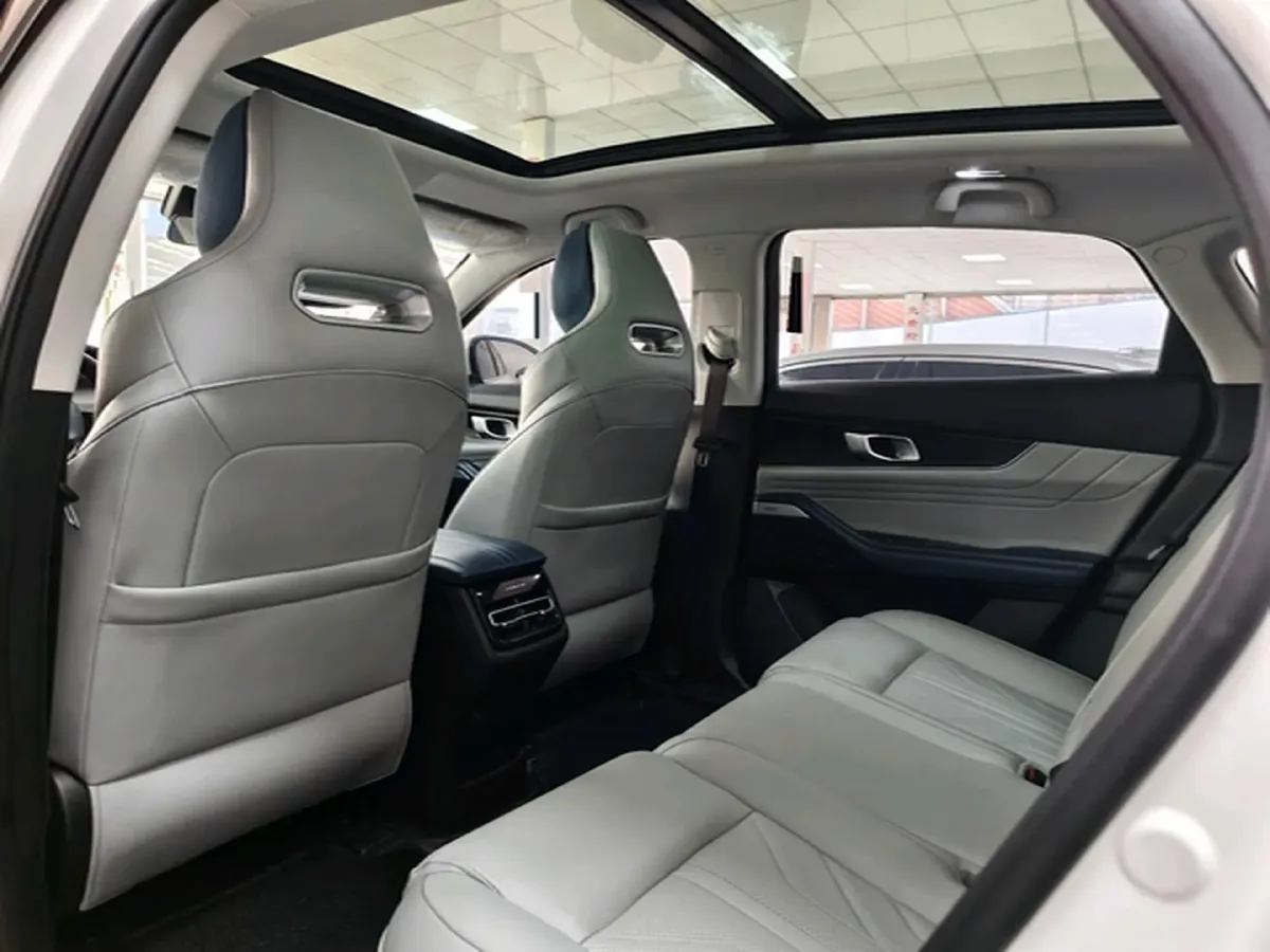 2023 ChangAn UNI-K iDD 1.5T 170HP L4 6TCT PHEV 28.39KWH,autocango,china used car exporter,china ev exporter,chinese used car exporter,chinese used ev exporter