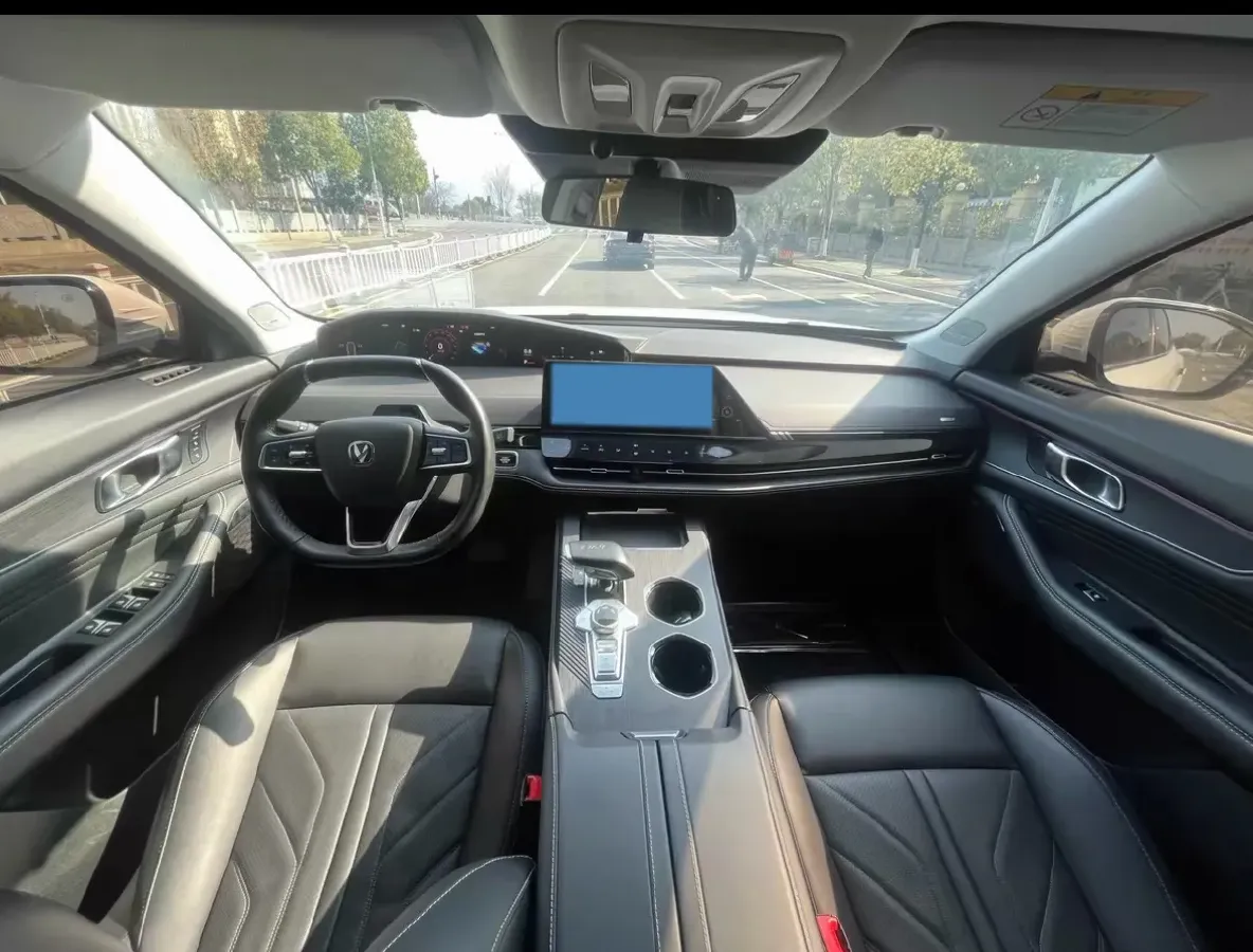 2023 ChangAn UNI-K 2.0T 233HP L4 8AT,autocango,china used car exporter,china ev exporter,chinese used car exporter,chinese used ev exporter