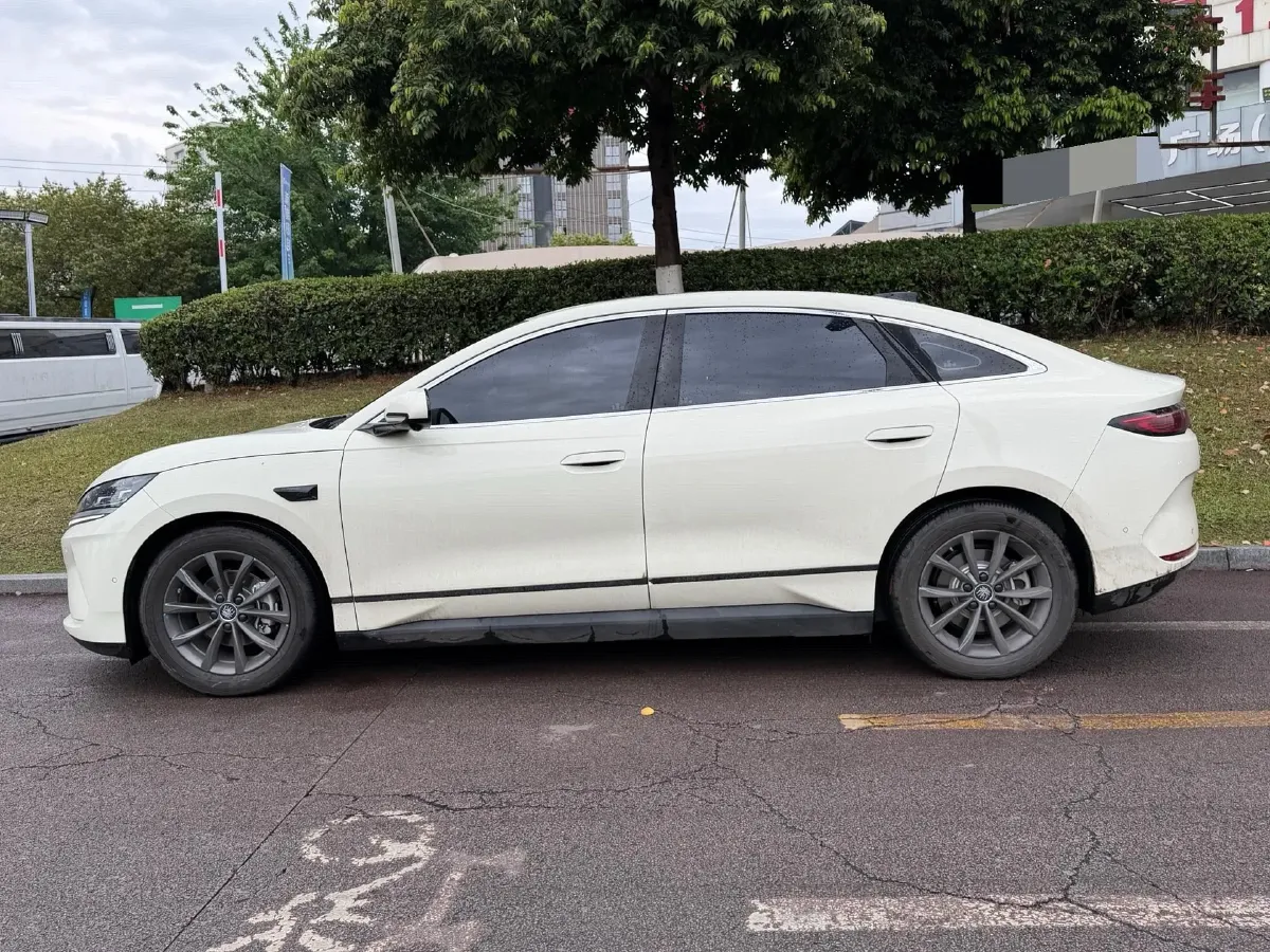 2025 BYD QinL BEV,autocango,china used car exporter,china ev exporter,chinese used car exporter,chinese used ev exporter