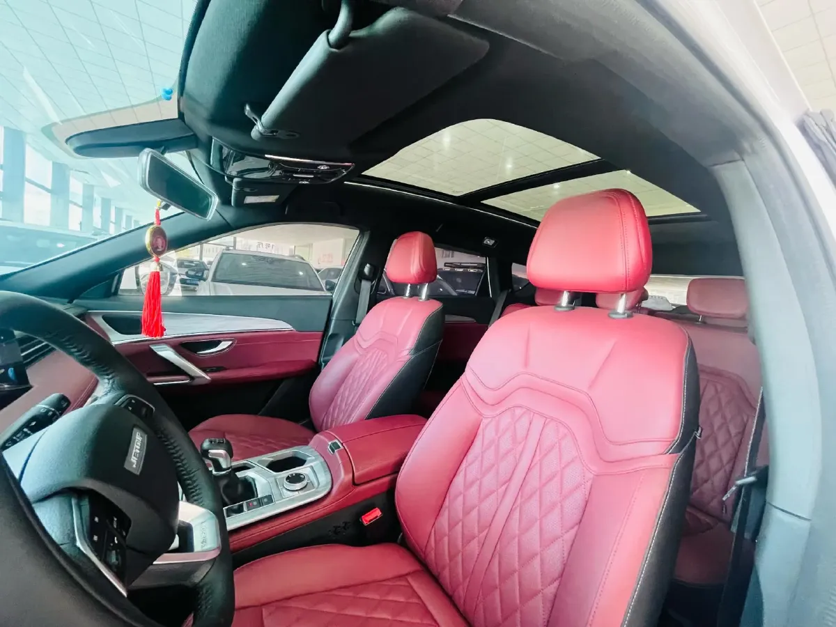 2023 Jetour X70 Plus 1.5T 156HP L4 6MT,autocango,china used car exporter,china ev exporter,chinese used car exporter,chinese used ev exporter