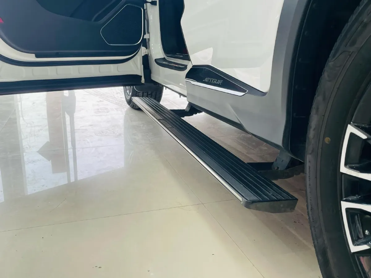 2023 Jetour X70 Plus 1.5T 156HP L4 6MT,autocango,china used car exporter,china ev exporter,chinese used car exporter,chinese used ev exporter