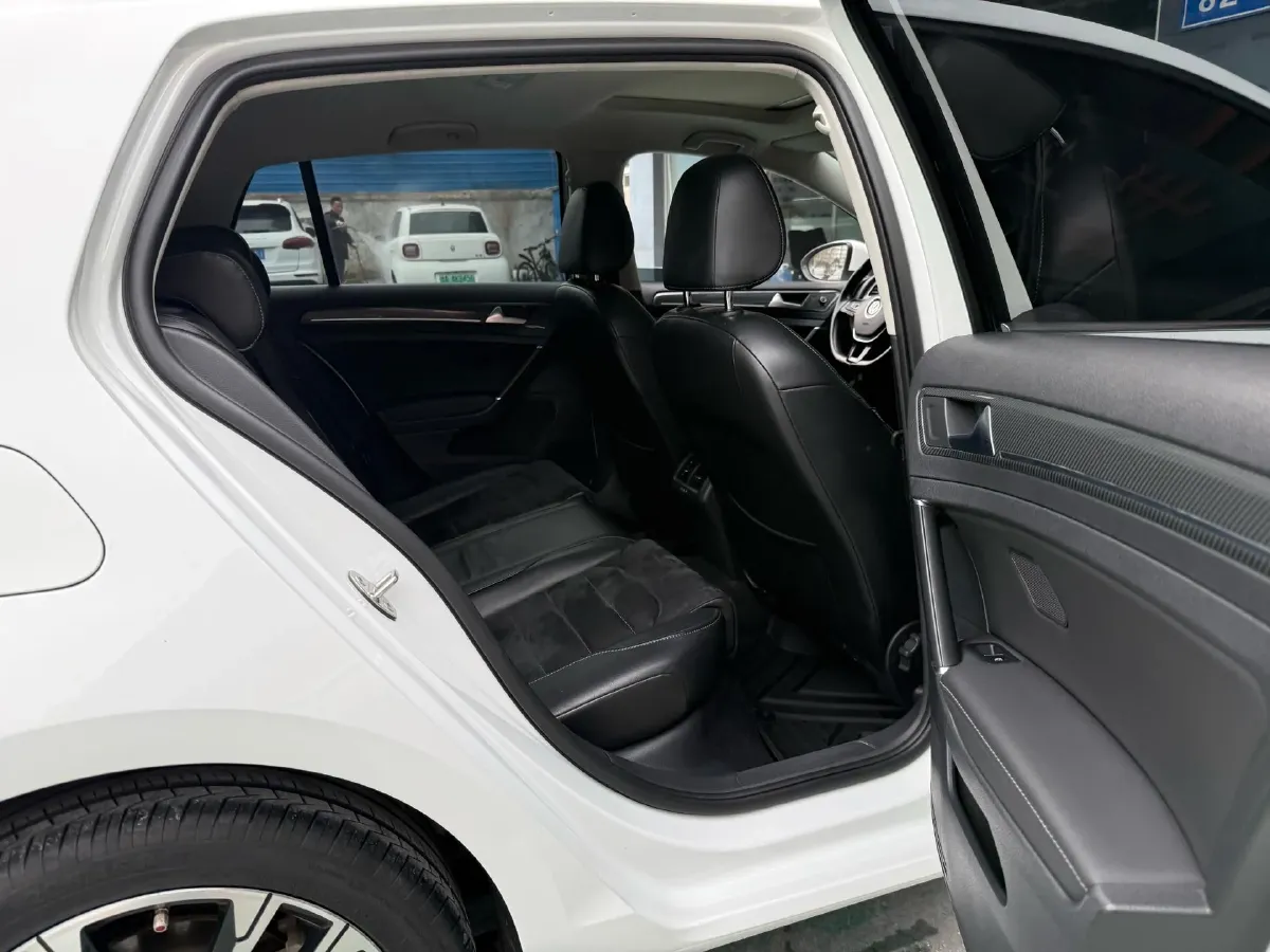 2018 Volkswagen Golf 1.4T 131HP L4 7DCT,autocango,china used car exporter,china ev exporter,chinese used car exporter,chinese used ev exporter