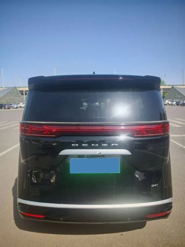 2024 Denza D9 1.5T 139HP L4 E-CVT PHEV 40KWH,autocango,china used car exporter,china ev exporter,chinese used car exporter,chinese used ev exporter