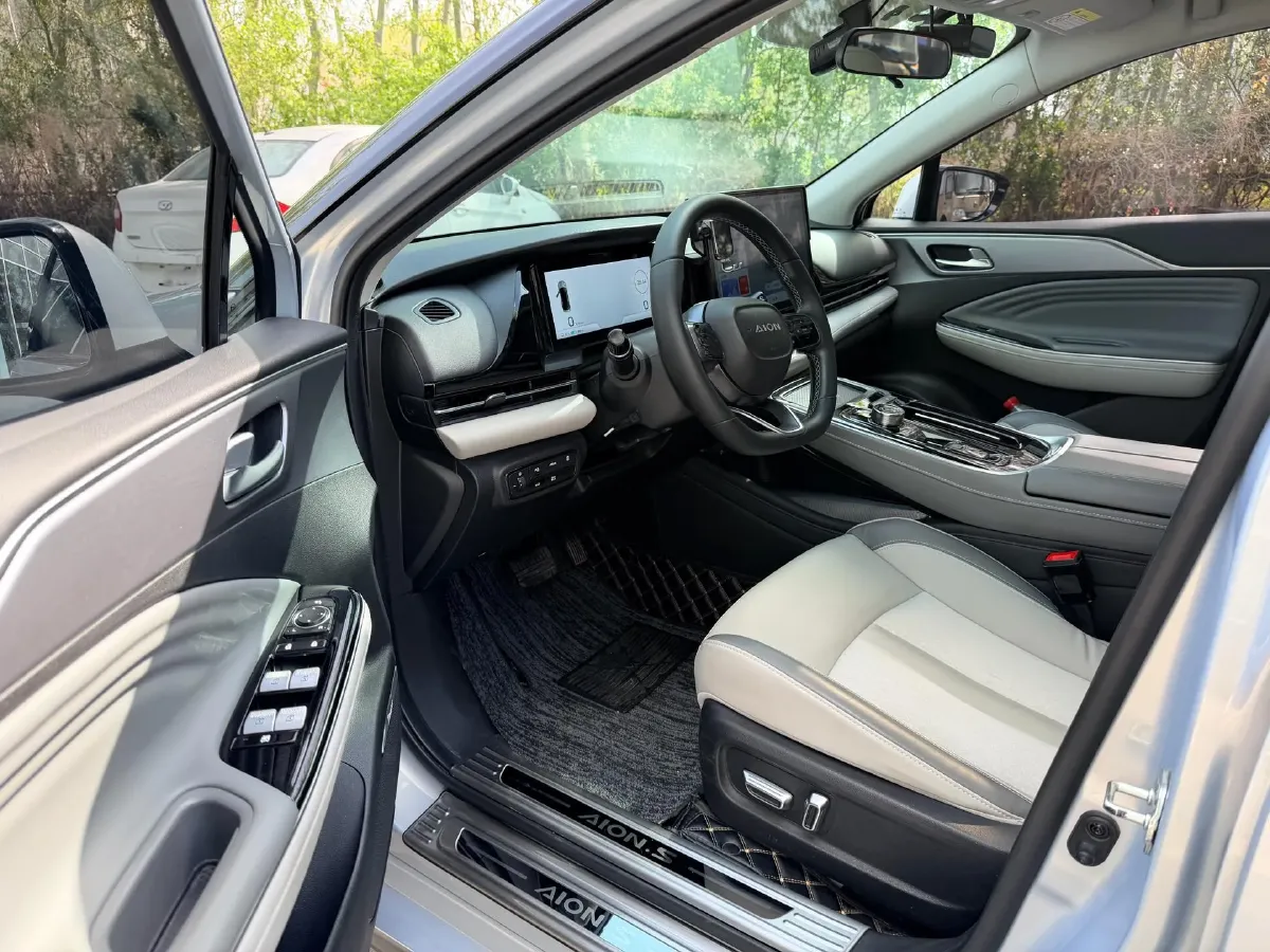 2022 LYNK&CO 02 2.0T 190HP L4 7DCT,autocango,china used car exporter,china ev exporter,chinese used car exporter,chinese used ev exporter