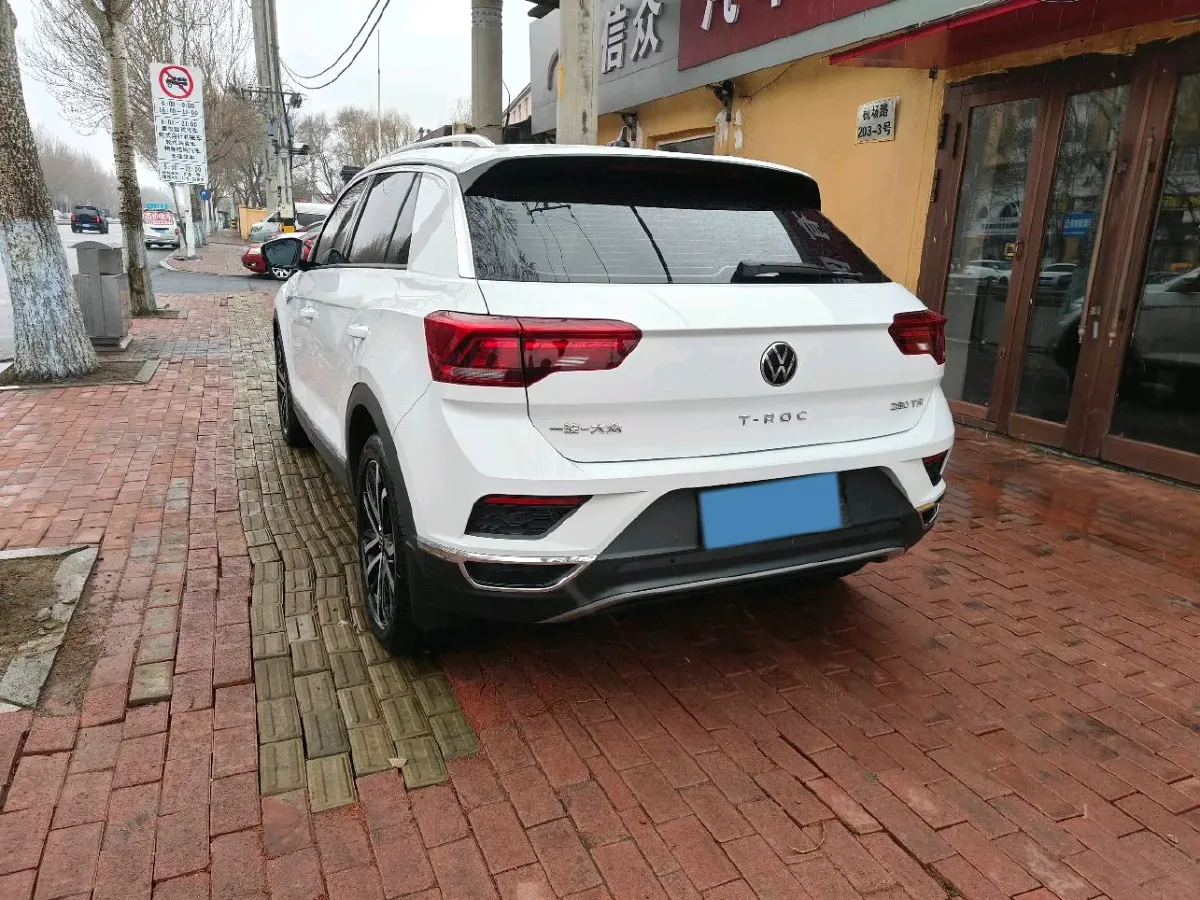 2020 Volkswagen T-Roc 1.4T 150HP L4 7DCT,autocango,china used car exporter,china ev exporter,chinese used car exporter,chinese used ev exporter