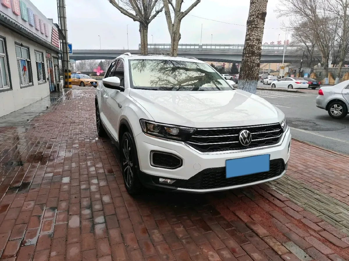 2020 Volkswagen T-Roc 1.4T 150HP L4 7DCT,autocango,china used car exporter,china ev exporter,chinese used car exporter,chinese used ev exporter