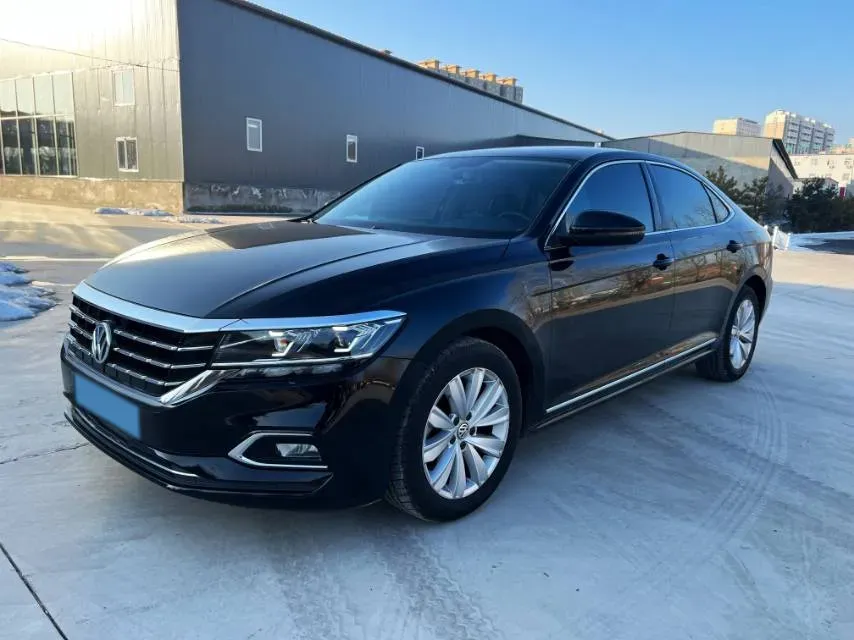 2020 Volkswagen Passat 2.0T 186HP L4 7DCT,autocango,china used car exporter,china ev exporter,chinese used car exporter,chinese used ev exporter