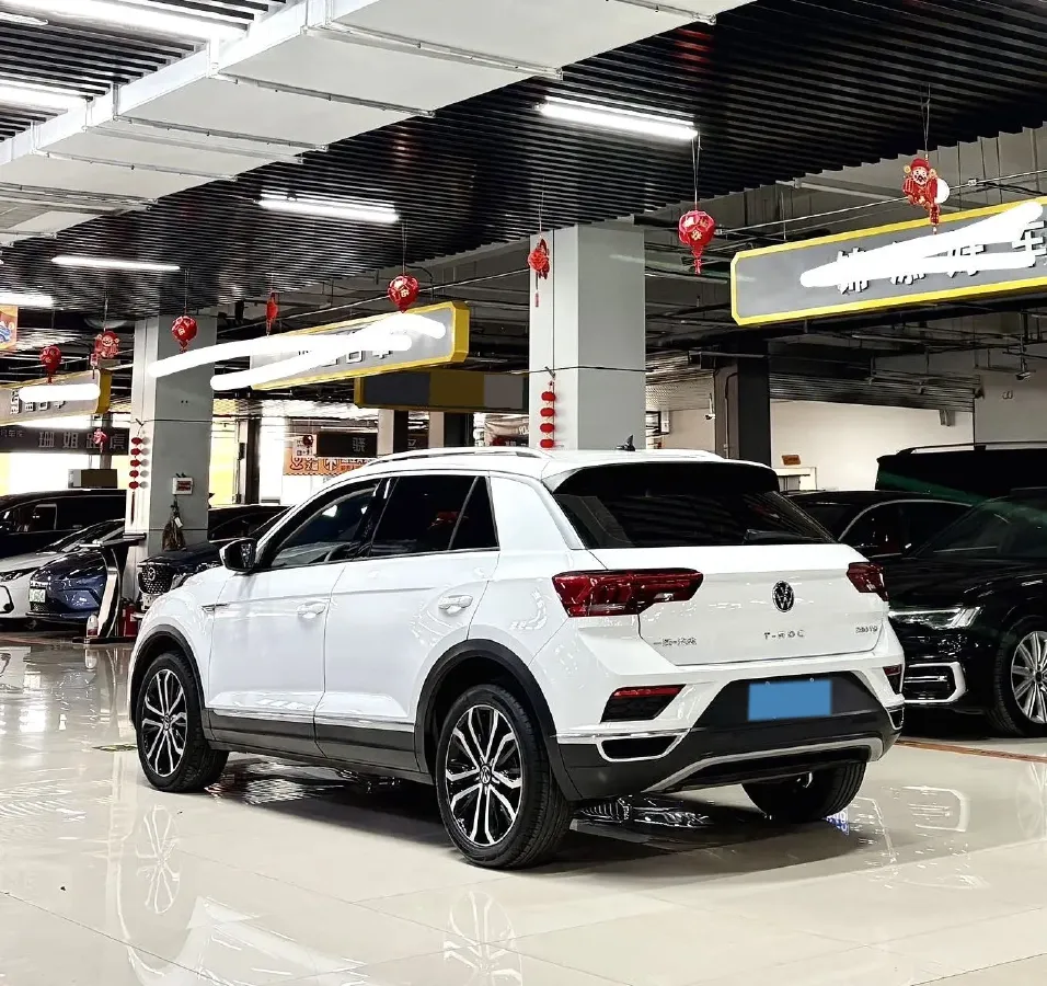 2022 Volkswagen T-Roc 1.4T 150HP L4 7DCT,autocango,china used car exporter,china ev exporter,chinese used car exporter,chinese used ev exporter