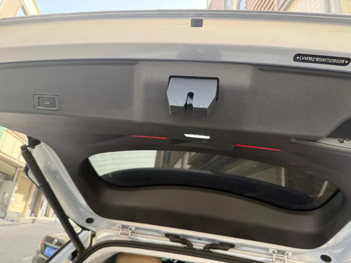 2023 Chery Exploration 06 1.6T 197HP L4 7DCT,autocango,china used car exporter,china ev exporter,chinese used car exporter,chinese used ev exporter