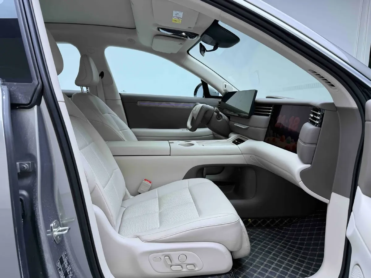 2026 IM LS6 BEV,autocango,china used car exporter,china ev exporter,chinese used car exporter,chinese used ev exporter