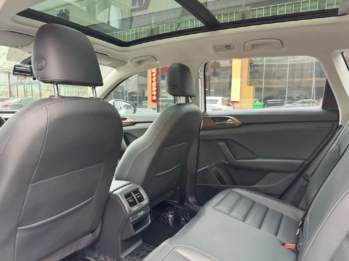 2021 Volkswagen Tharu 1.4T 150HP L4 7DCT,autocango,china used car exporter,china ev exporter,chinese used car exporter,chinese used ev exporter